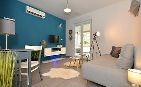 MarineBlue Apartment